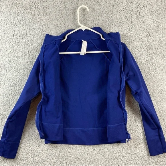 Fabletics Cropped Jacket - Picture 2 of 11